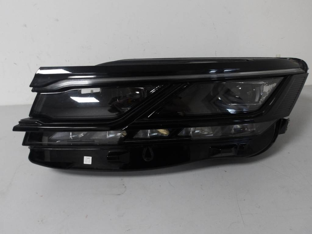 Predné Ľavé Svetlo VW Touareg Full Led 761
