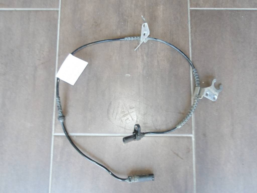 Snímač otáčok čidlo ABS BMW M6 F06