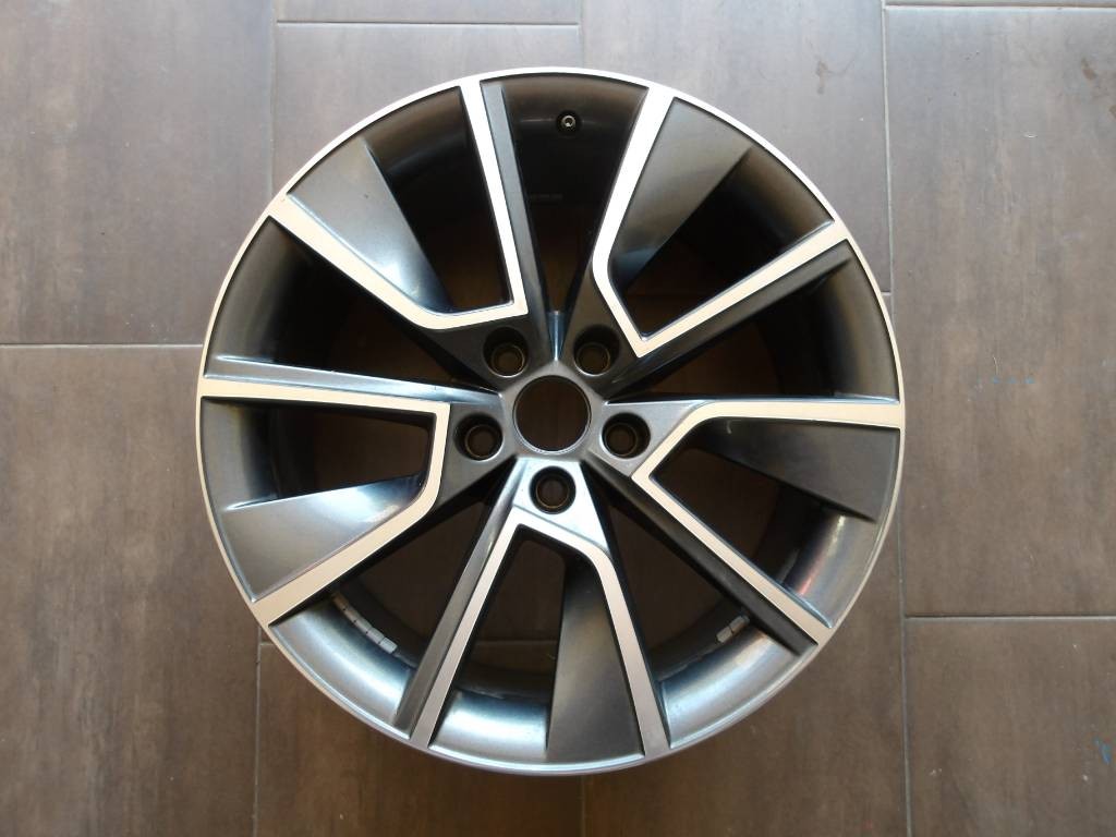 Disk koleso elektrón Škoda Superb III 3 3V R18