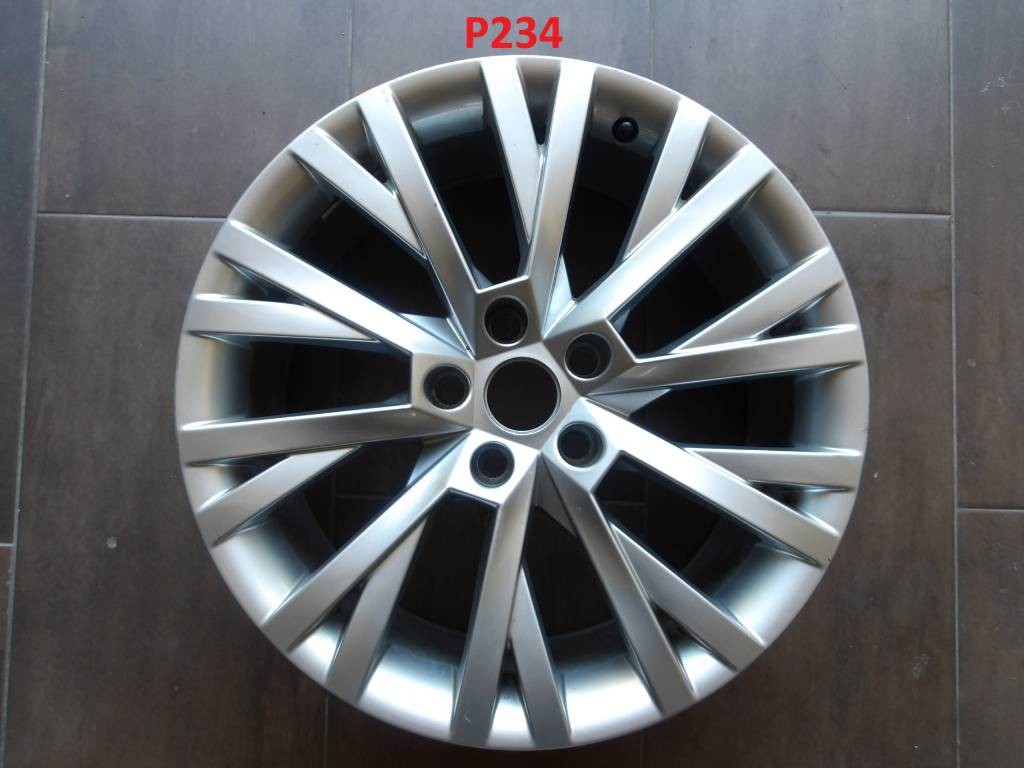 Disk koleso elektrón Škoda Superb III 3 3V R18