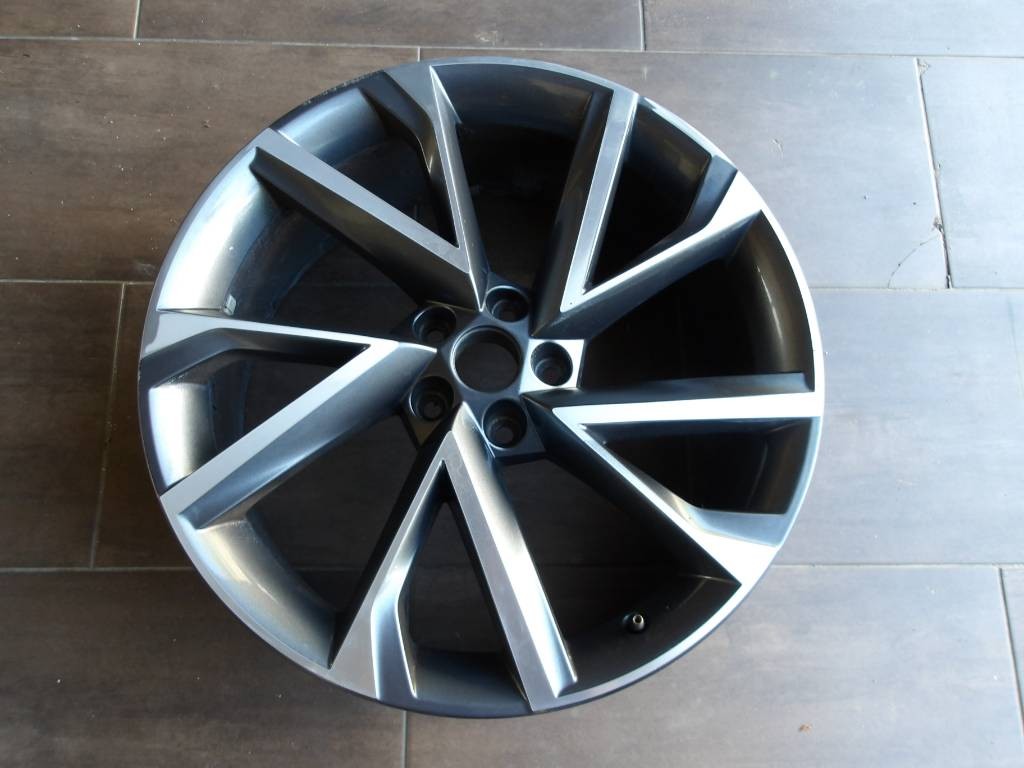 Disk koleso elektrón Škoda Kodiaq R20 565