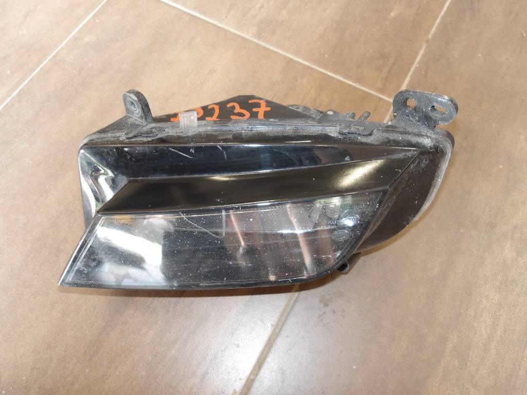 Pravé predné hmlové svetlo Audi A4 B8 8K 2012-