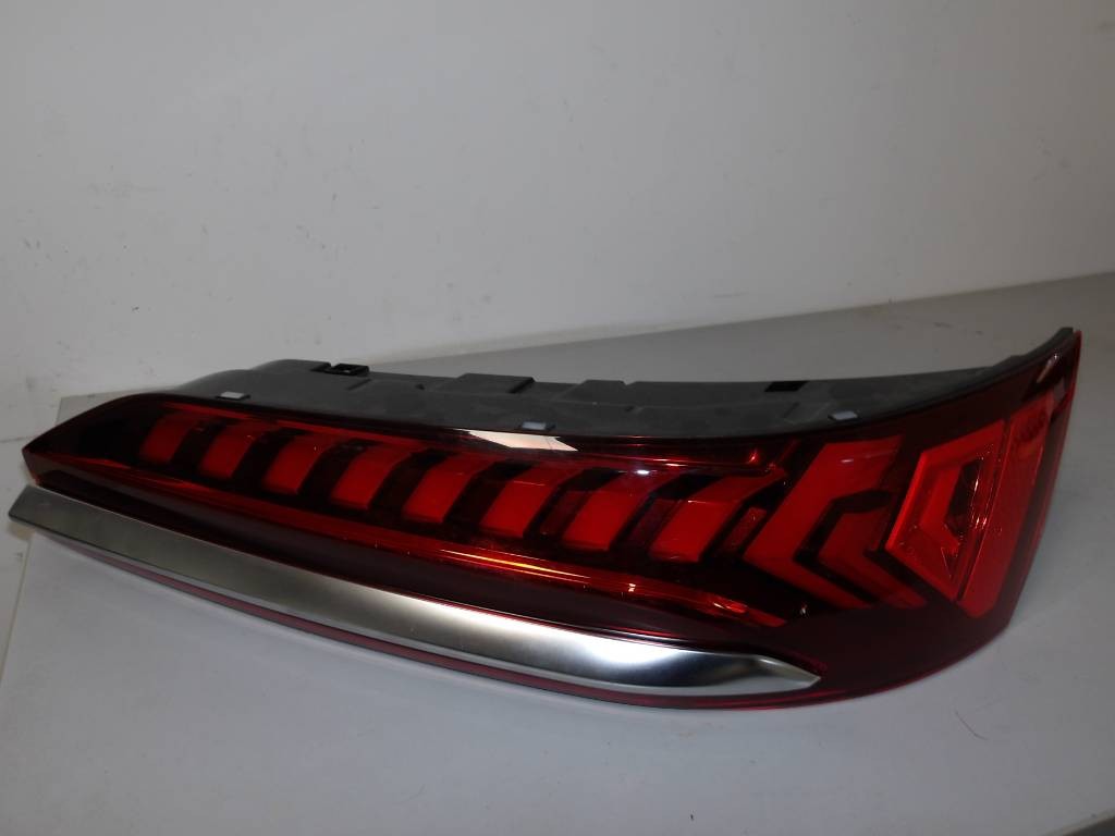 Zadné pravé Led svetlo Audi Q7 4M0 4M lift 2019-
