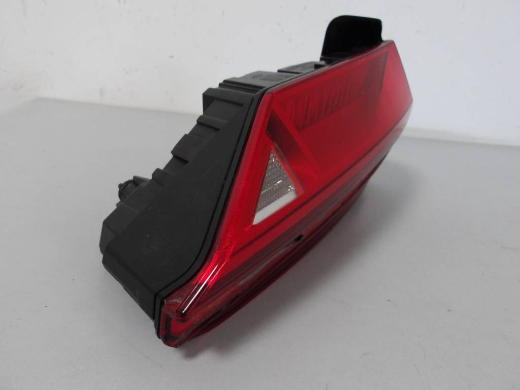 Ľavé zadné svetlo Audi A6 C8 4K sedan LED