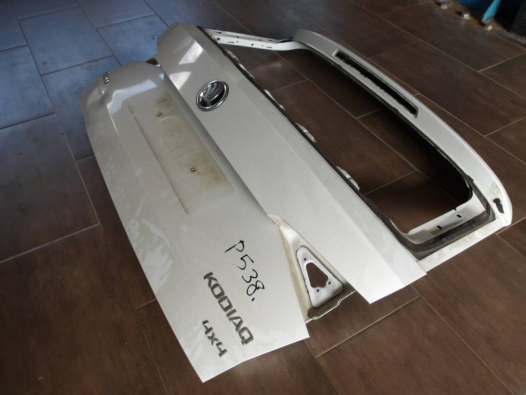 Kufor piate dvere zadné dvere  Škoda kodiaq