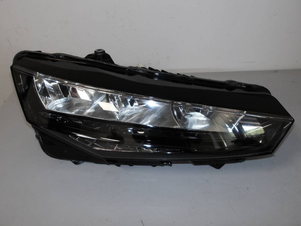 Predné pravé svetlo Škoda Scala lift facelift