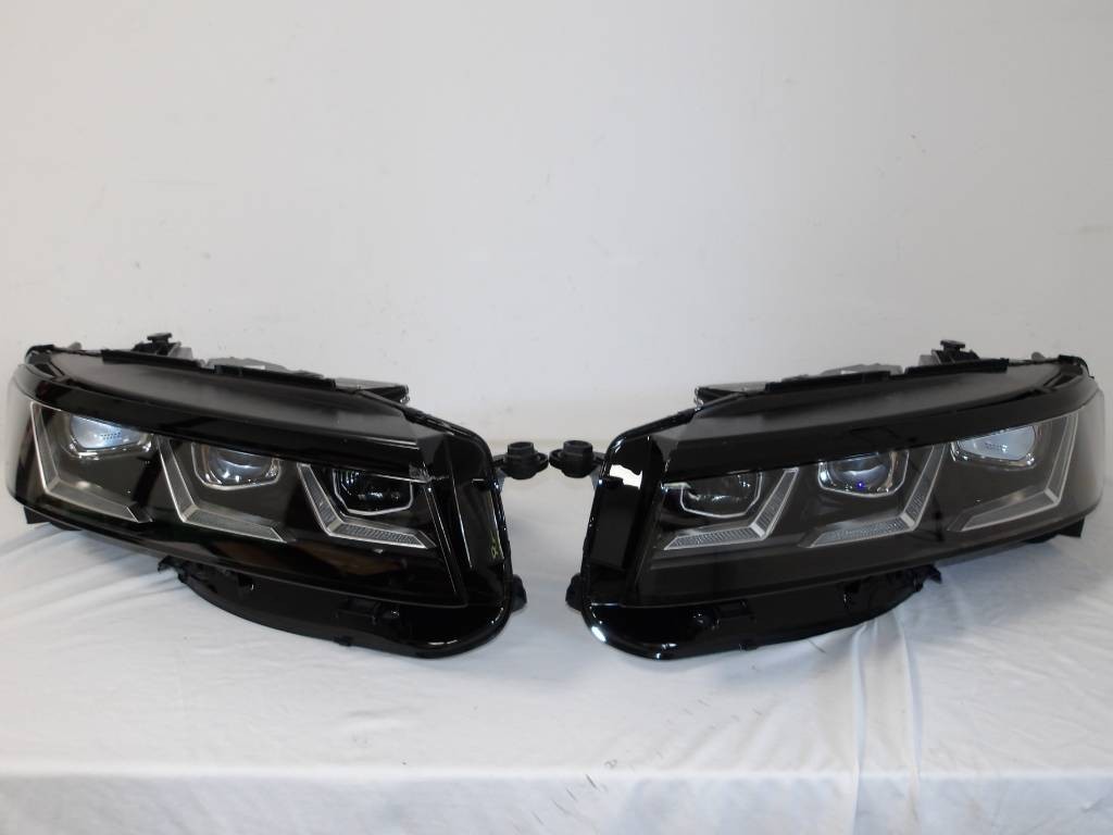 Predné ľavé pravé svetlo VW Touareg 3 III full LED