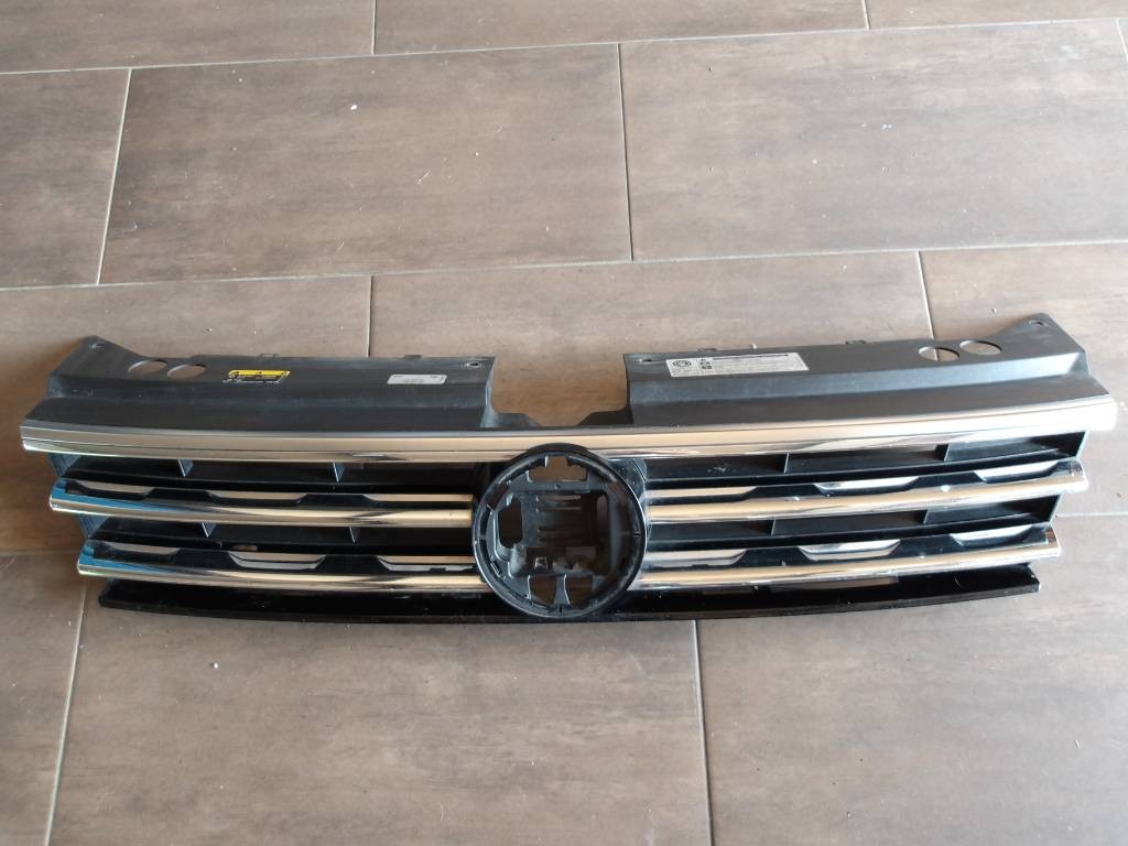 Maska mriežka chladiča VW Tiguan II 2 5NA 16-20