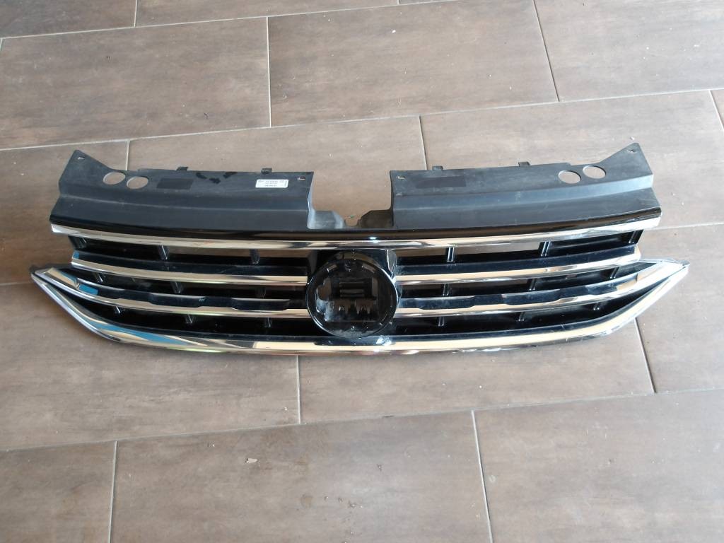 Maska mriežka chladiča VW Tiguan II 2 facelift