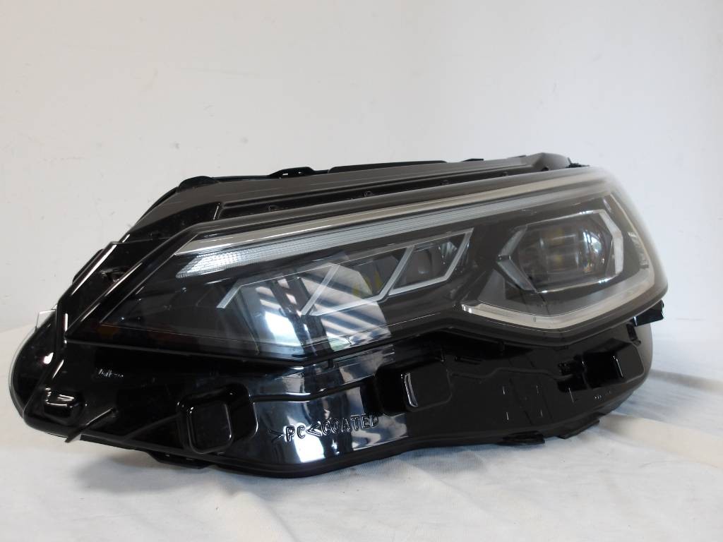 Svetlomet VW Golf VIII 8 lift 5H1
