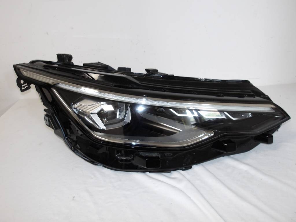 Predné pravé svetlo VW Golf VIII 8 LIFT Full LED