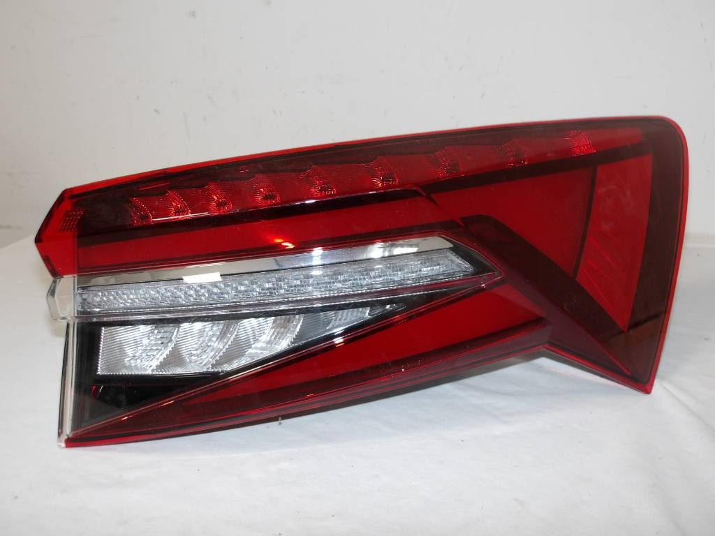 Zadné pravé svetlo Škoda Kodiaq LIFT  LED 565