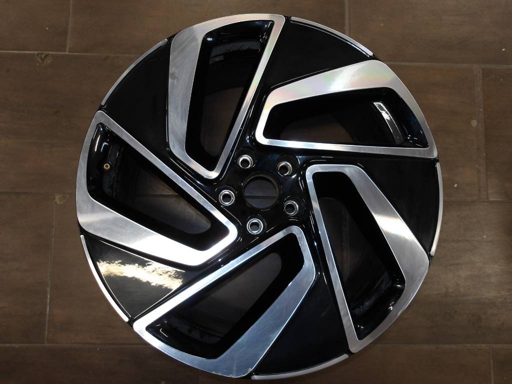 Hliníkový disk VW ID7
