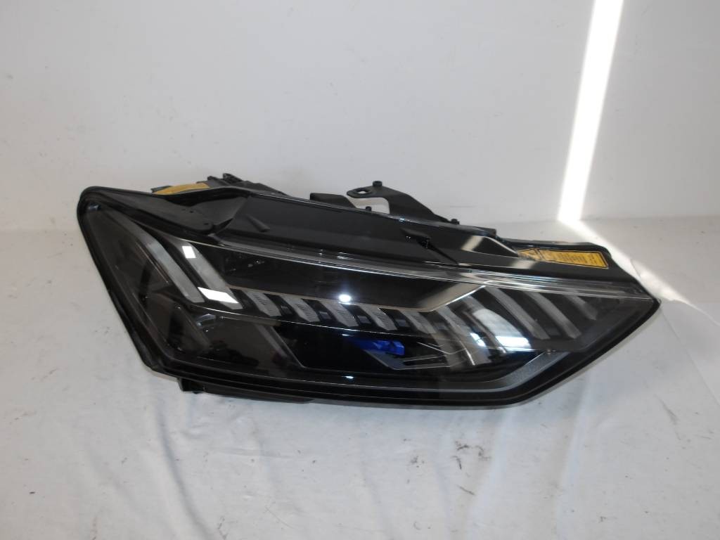 PRAVÉ PREDNÉ SVETLO AUDI A7 FULL LED MATRIX 4K8
