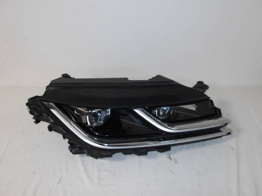 PRAVÉ PREDNÉ SVETLO VW ARTEON FULL LED
