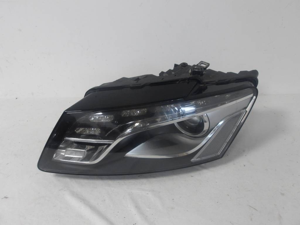 ĽAVÉ PREDNÉ SVETLO AUDI Q5 8R 12 - 16 XENON LED