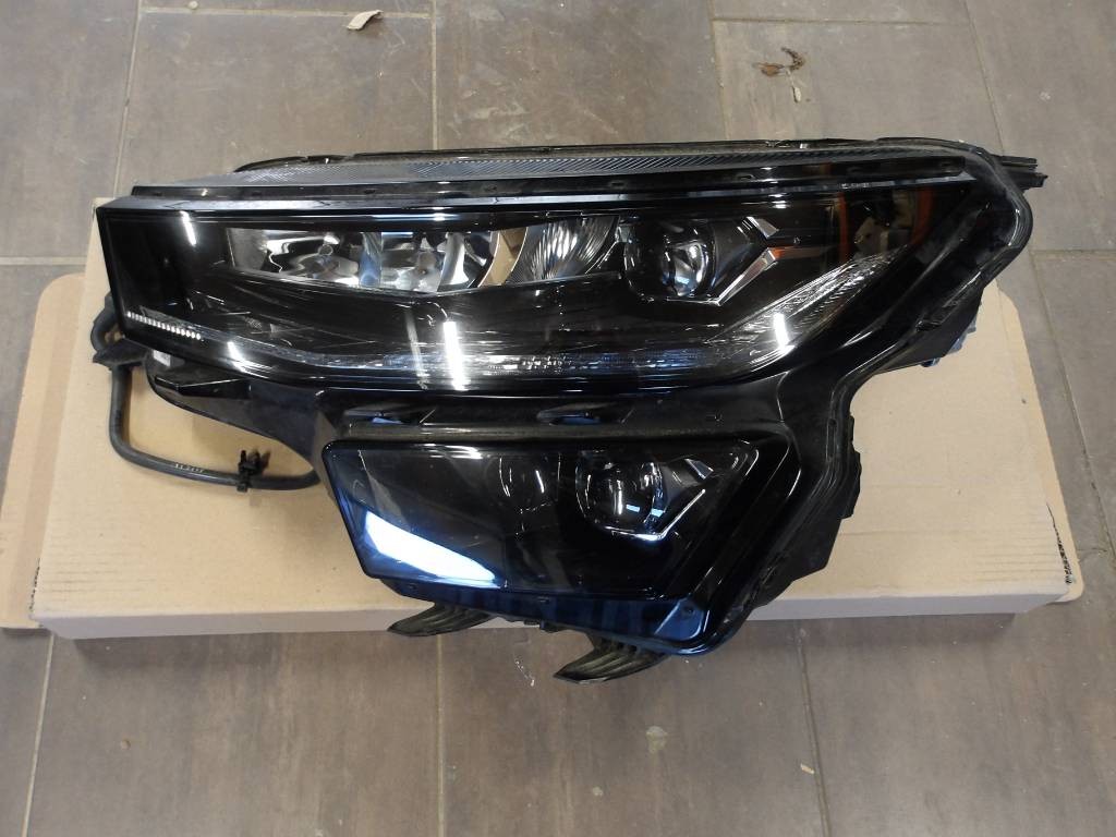 Predné pravé svetlo Škoda Kodiaq LIFT Full LED