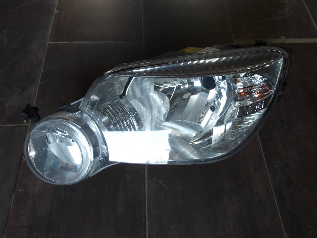 Ľavé predné svetlo Škoda YETI 5L