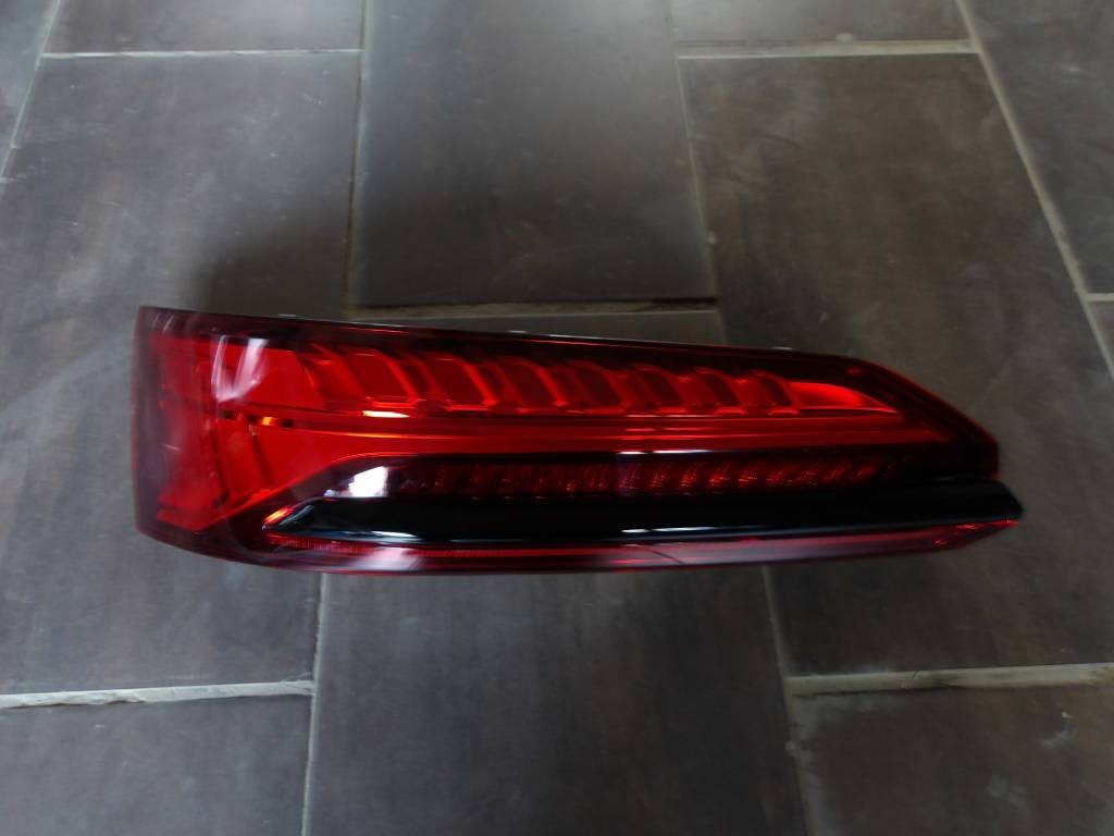 Zadné ľavé svetlo Audi Q7 FACELIFT 4M 4M0
