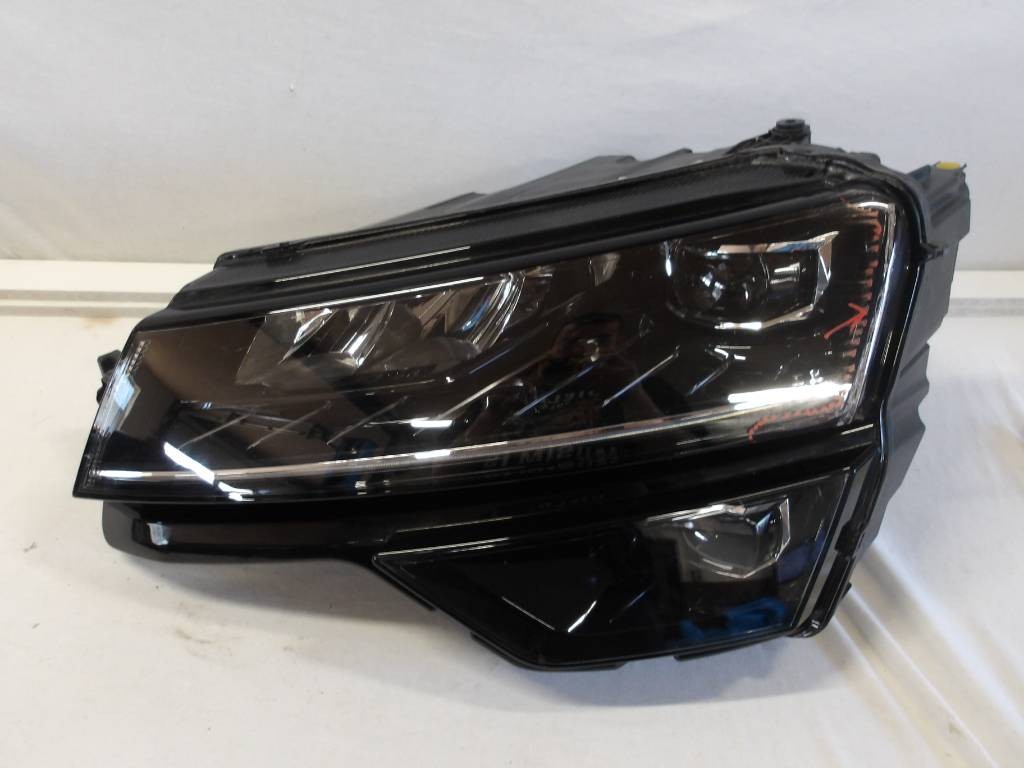 Ľavé predné svetlo Škoda Karoq FULL LED 57B