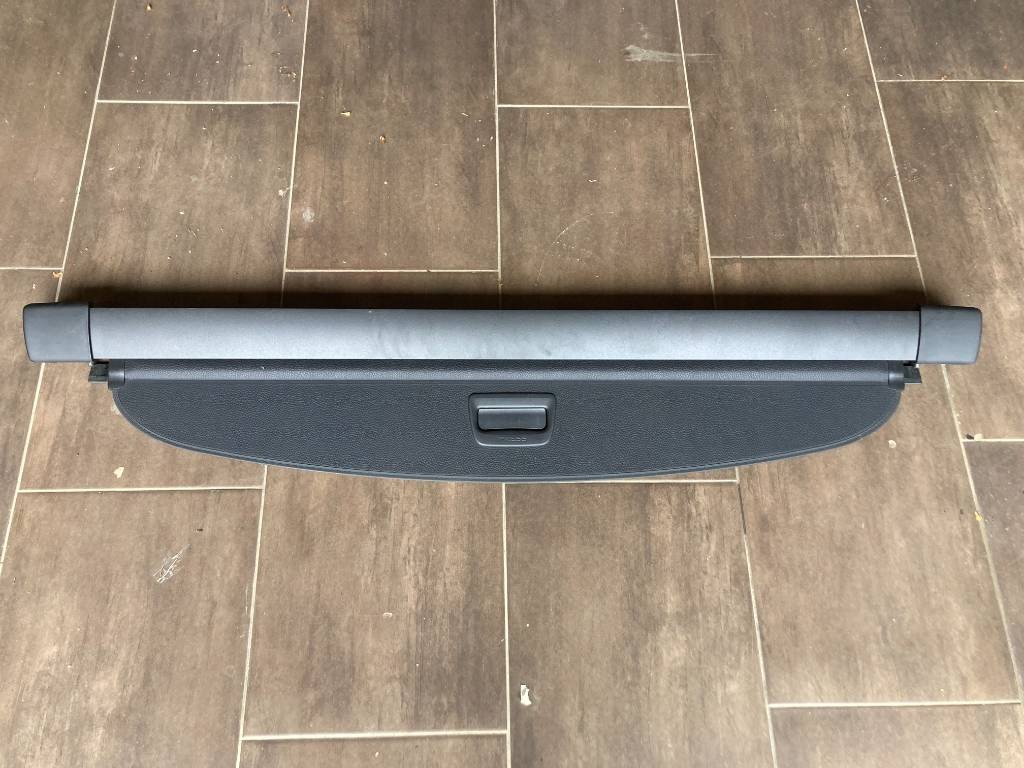 Pláto roleta kufra VW Volkswagen Arteon 3G8