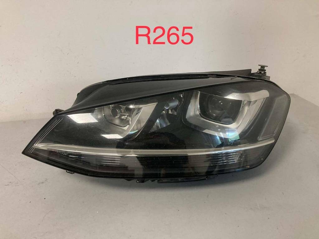 Ľavý predný Bi-Xenon svetlomet VW Golf VII 5G1