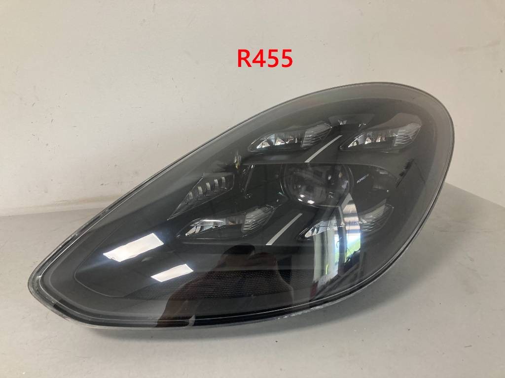 Ľavý predný Matrix svetlomet Porsche Panamera 971