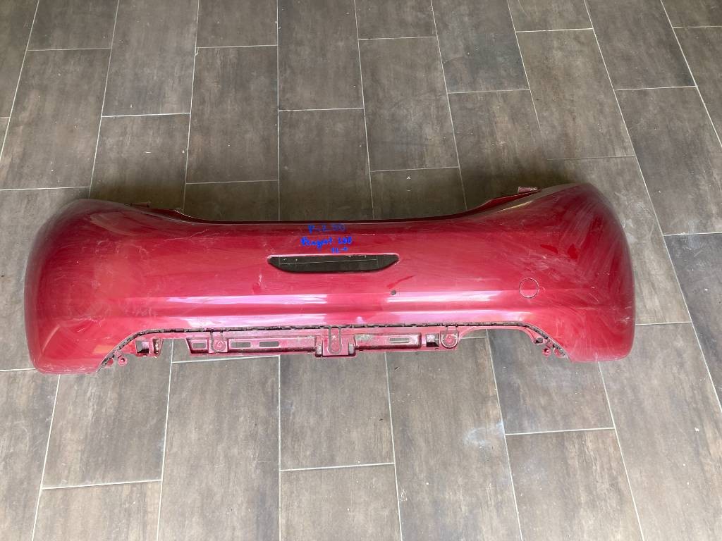 Zadný nárazník Peugeot 208 I 1607