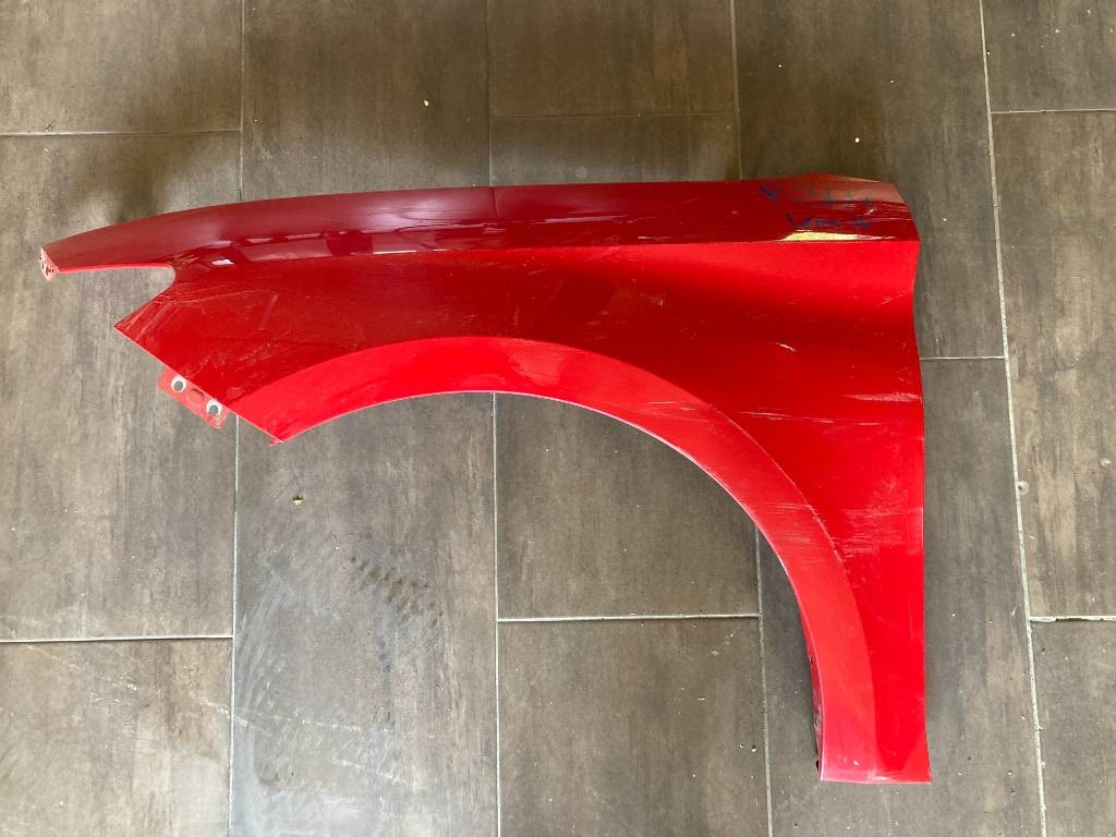 Ľavý predný blatník Seat Leon III 3 5FA