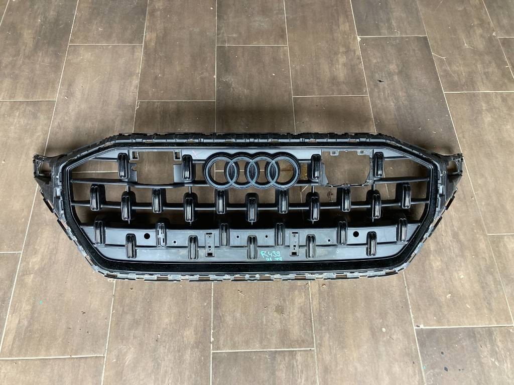 Predná maska Audi Q8 4M8 18-23